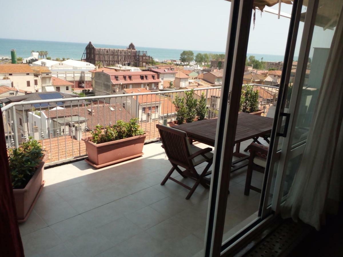 Sky Wellness Apartment 포르토 산텔피디오 외부 사진